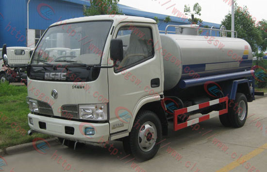東風小卡灑水車