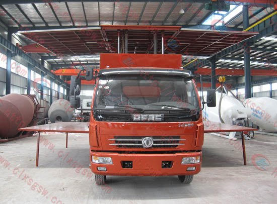 東風福瑞卡60平米流動舞臺車